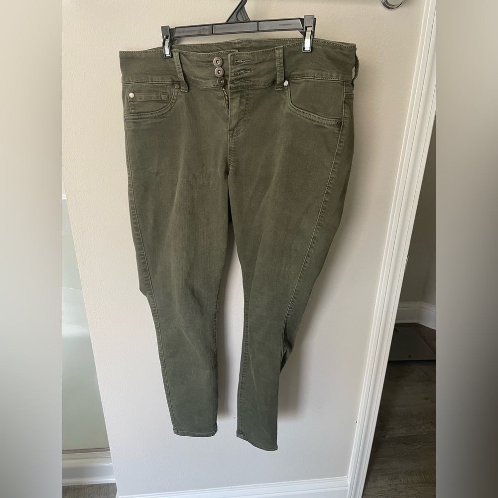 Torrid Olive Jeggings Size 14R